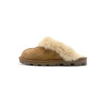 クロムハーツ UGG クロスコケットスリッパ